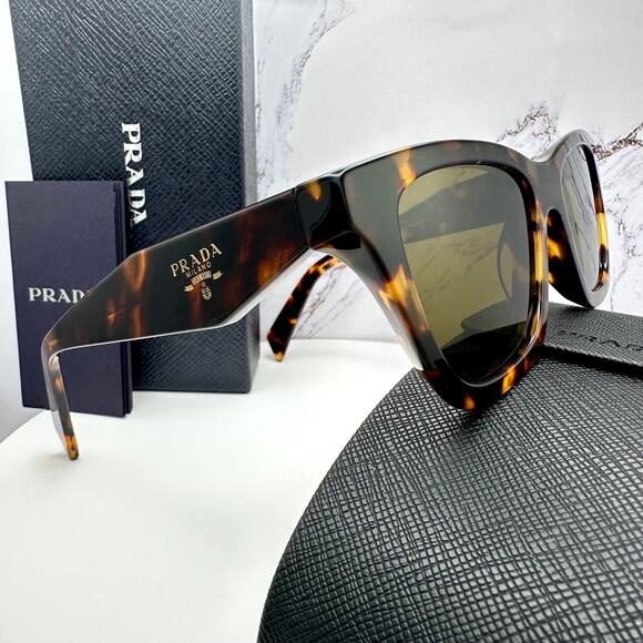 New PRADA Sunglasses - Picture 7 of 16